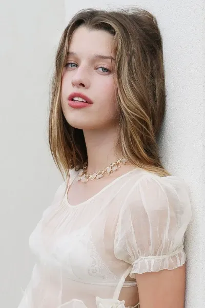 Ever Anderson photo