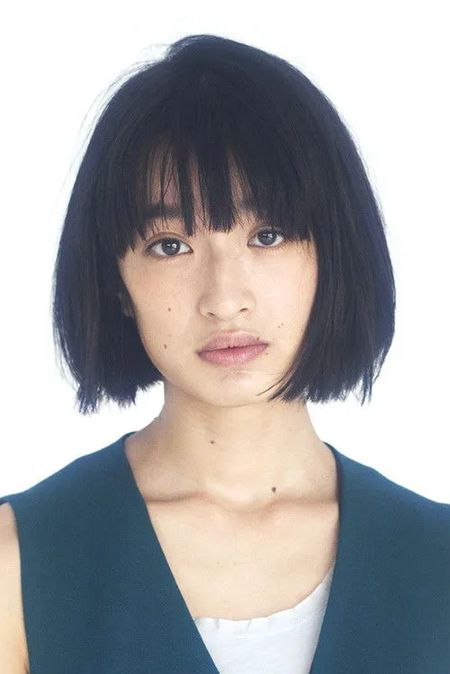 Mugi Kadowaki photo