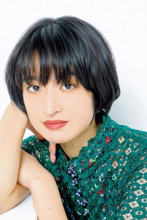 Mugi Kadowaki photo
