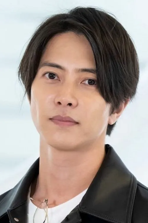 Tomohisa Yamashita photo