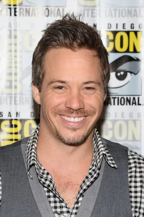 Michael Raymond-James photo