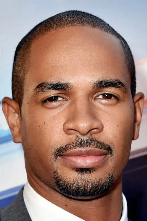Damon Wayans Jr. photo