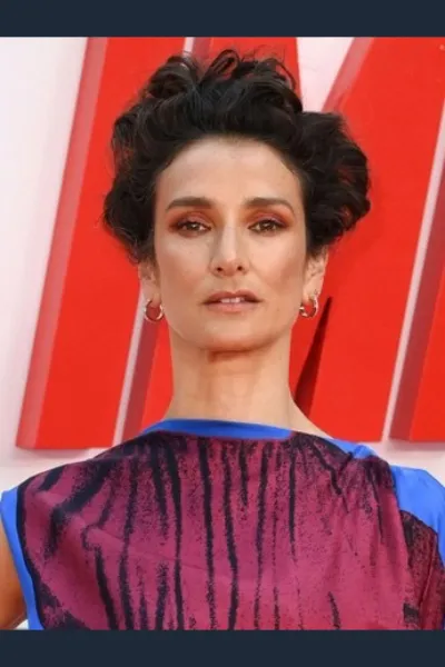 Indira Varma photo