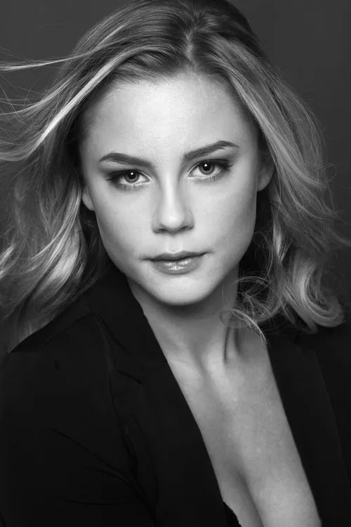Molly Nutley photo