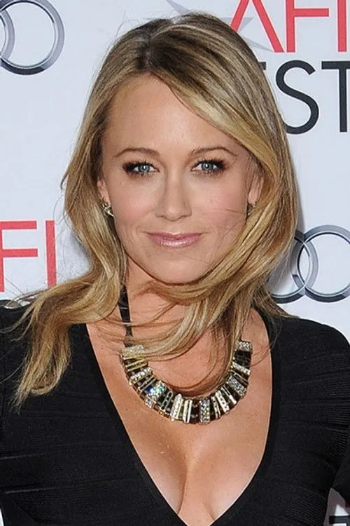 Christine Taylor photo