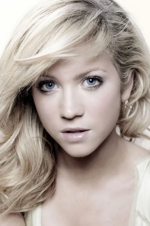Brittany Snow photo
