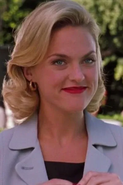 Elaine Hendrix photo