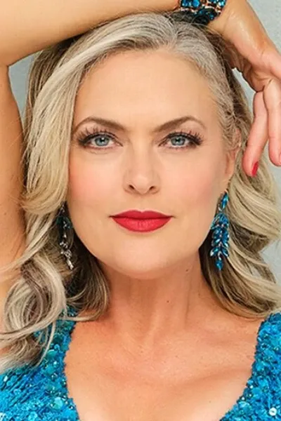Elaine Hendrix