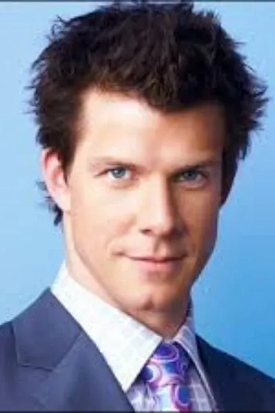 Eric Mabius photo