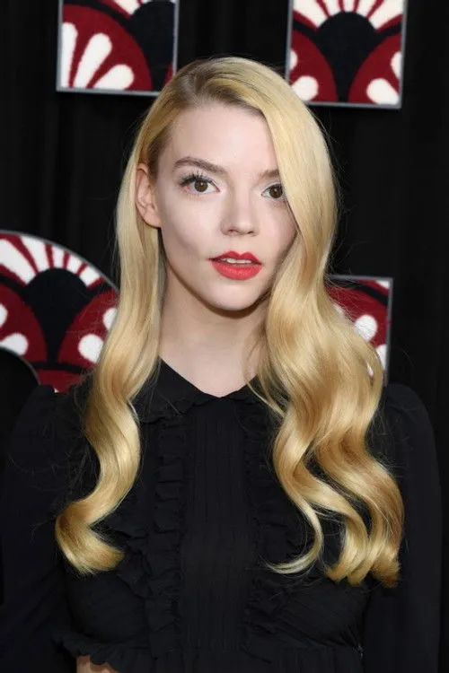 Anya Taylor-Joy photo