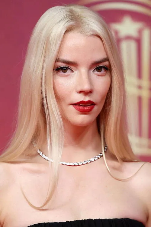 Anya Taylor-Joy photo