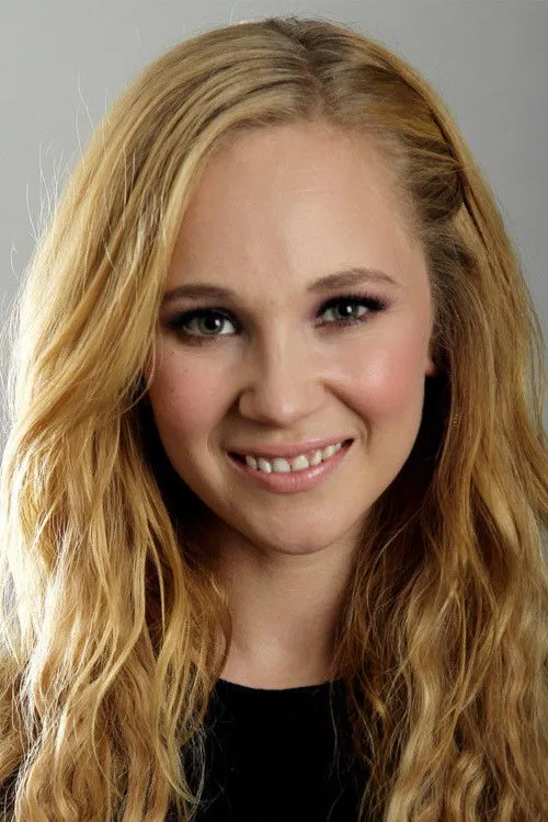 Juno Temple photo