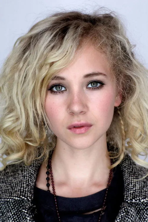 Juno Temple photo