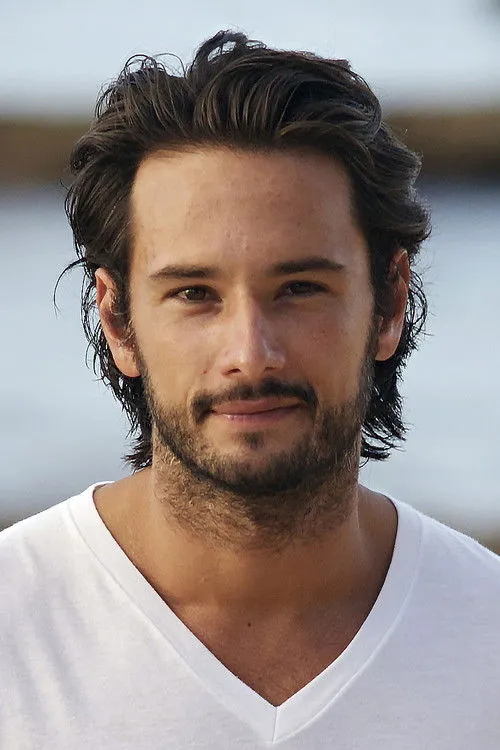 Rodrigo Santoro photo