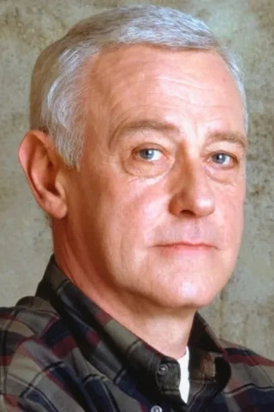 John Mahoney photo