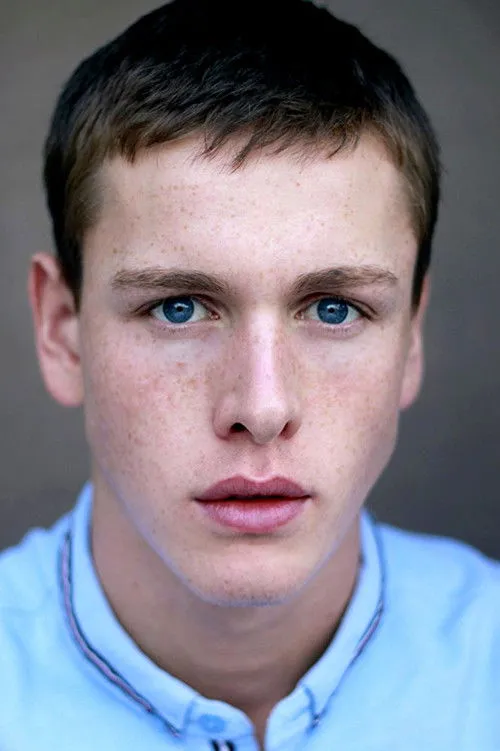 Harris Dickinson photo