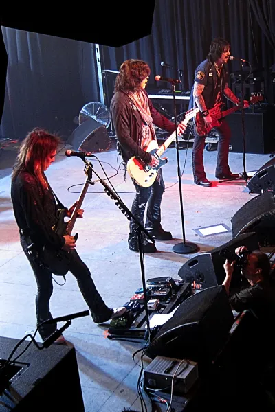 Cinderella (band) photo