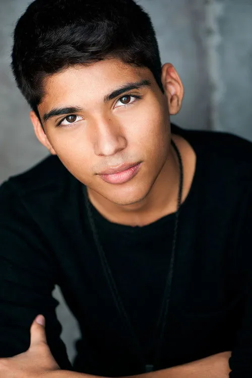 Michael Garza photo