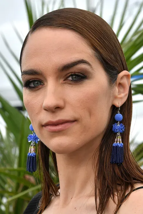 Melanie Scrofano photo