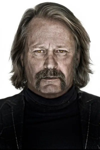 Stellan Skarsgård photo