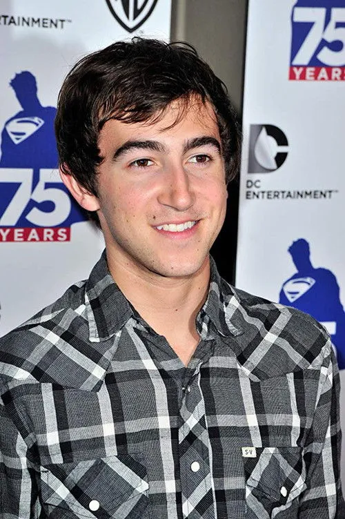 Vincent Martella photo