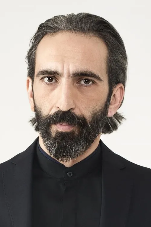 Fırat Tanış photo