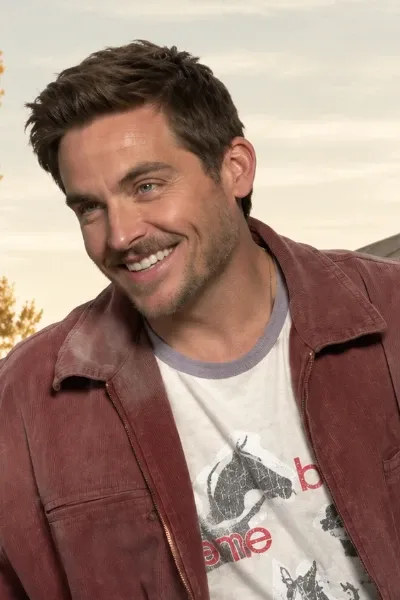 Kevin Zegers photo