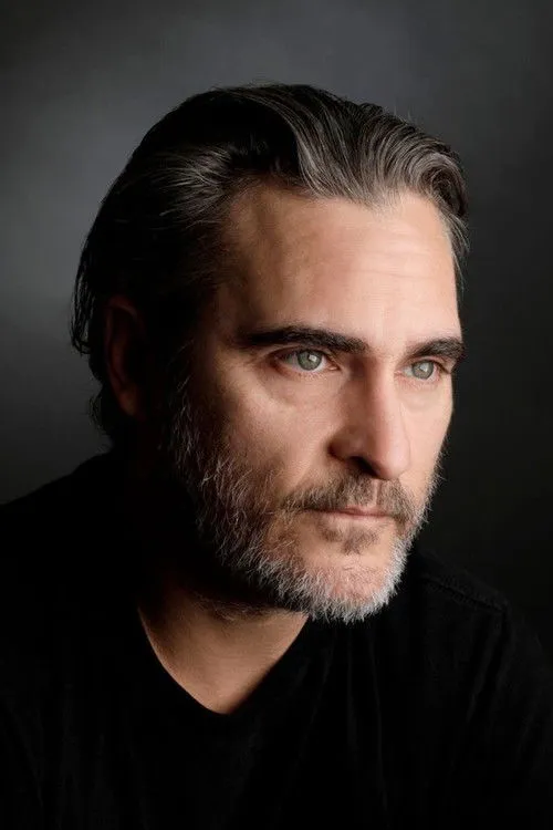 Joaquin Phoenix photo