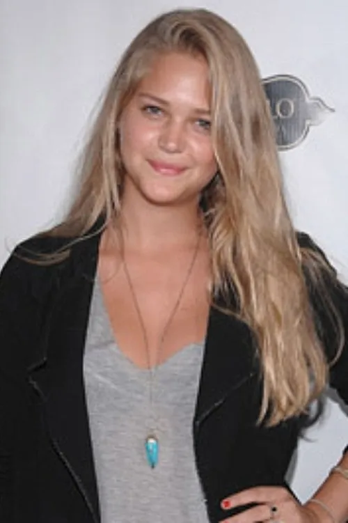 Esti Ginzburg photo