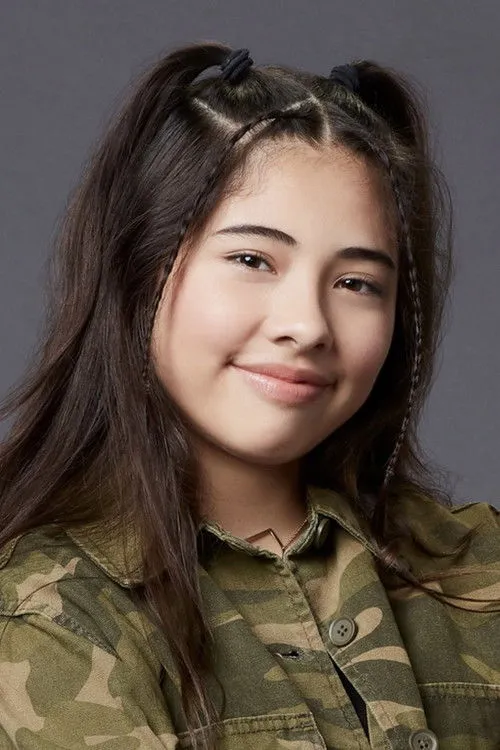 Xochitl Gomez photo
