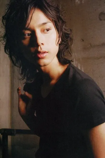 Hiro Mizushima photo