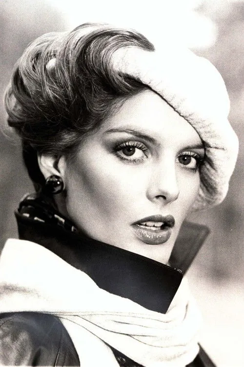 Rene Russo photo