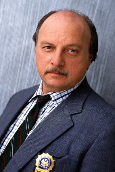 Dennis Franz photo