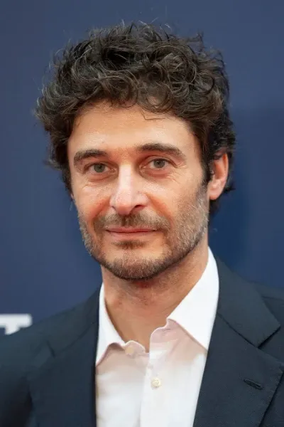 Lino Guanciale photo