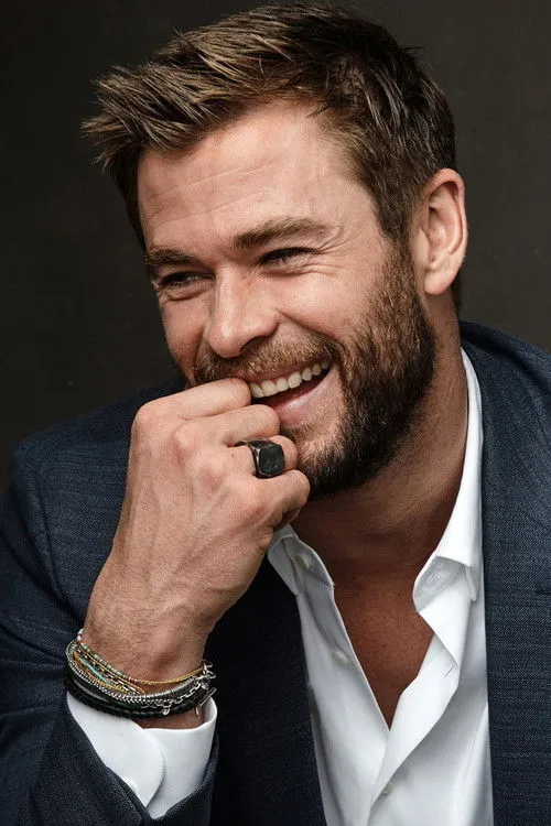 Chris Hemsworth photo
