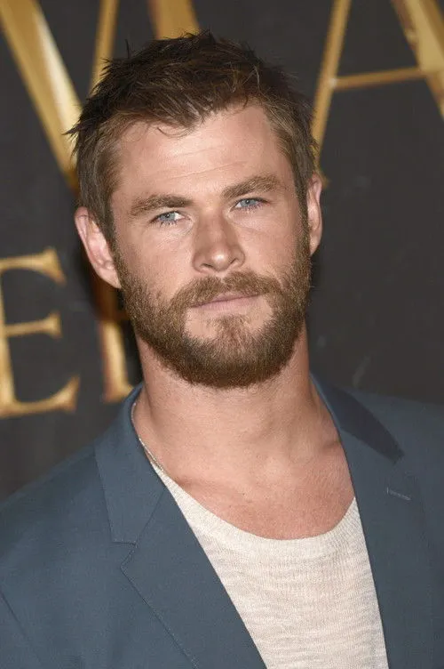 Chris Hemsworth photo