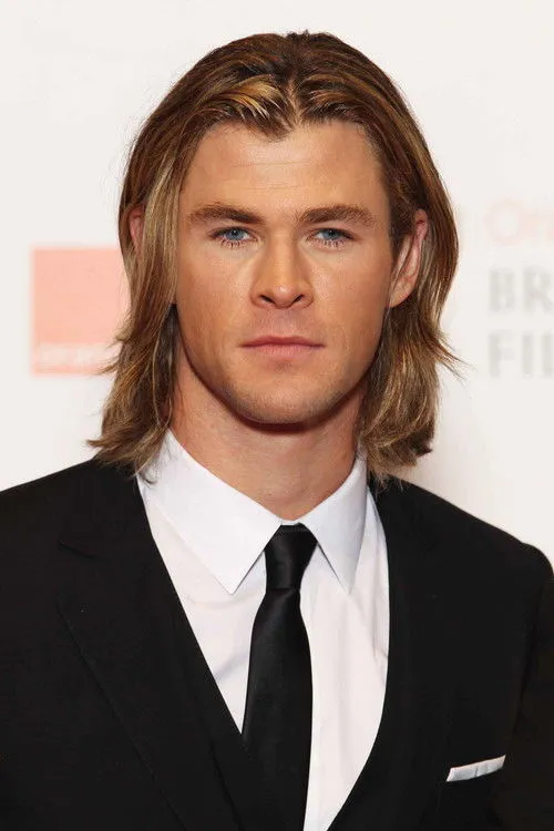 Chris Hemsworth photo