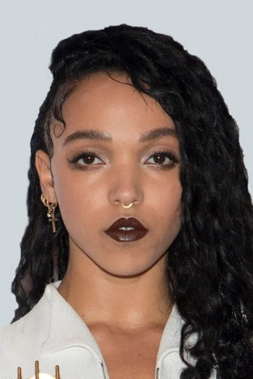 FKA twigs photo