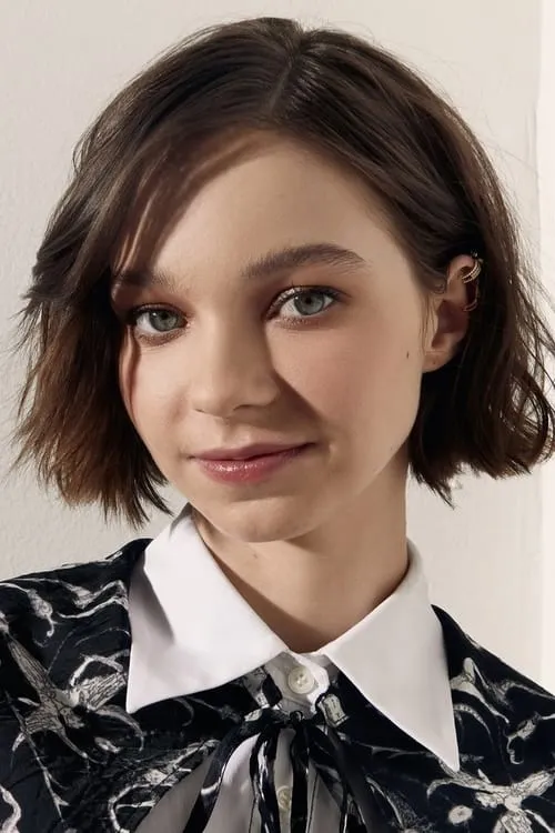 Emma Myers photo
