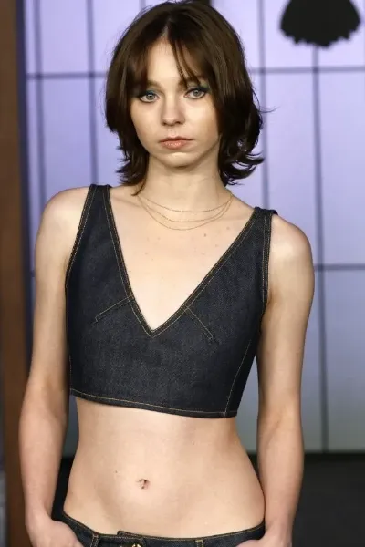 Emma Myers photo