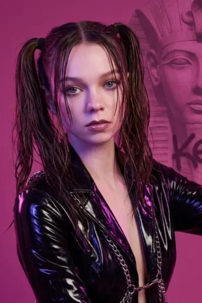 Emma Myers photo