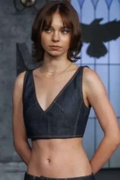 Emma Myers photo