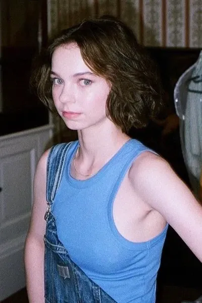 Emma Myers photo