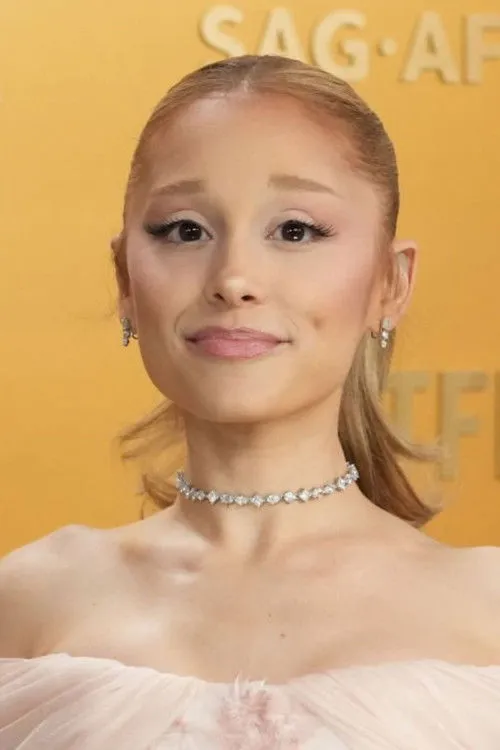 Ariana Grande photo