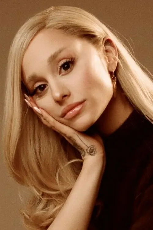 Ariana Grande photo