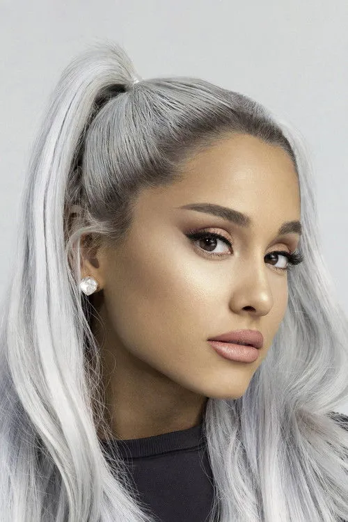 Ariana Grande photo