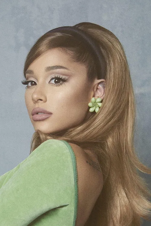 Ariana Grande photo