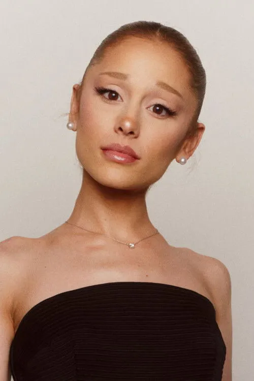 Ariana Grande photo