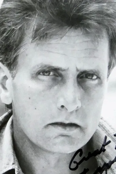 Joe Estevez photo
