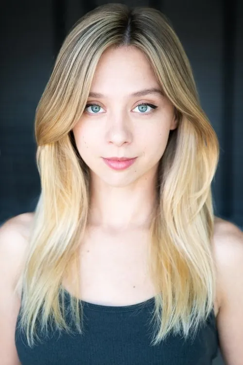 Anna Lore photo